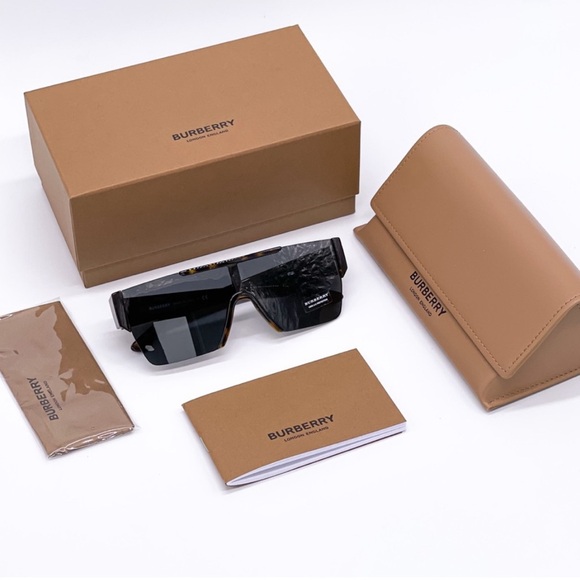 💯- NEW BURBERRY BE4291 3002/87 UNISEX SHIELD SUNGLASSES BURBERRY B 4291 - Picture 13 of 13